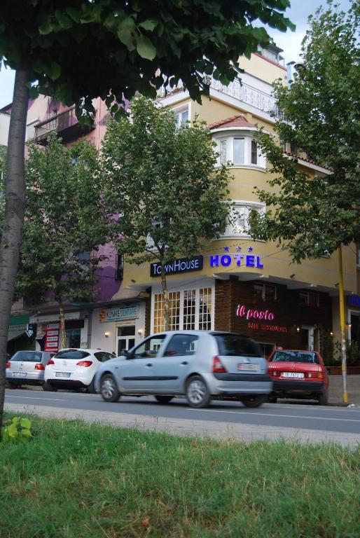 Hotel Town House تيرانا المظهر الخارجي الصورة
