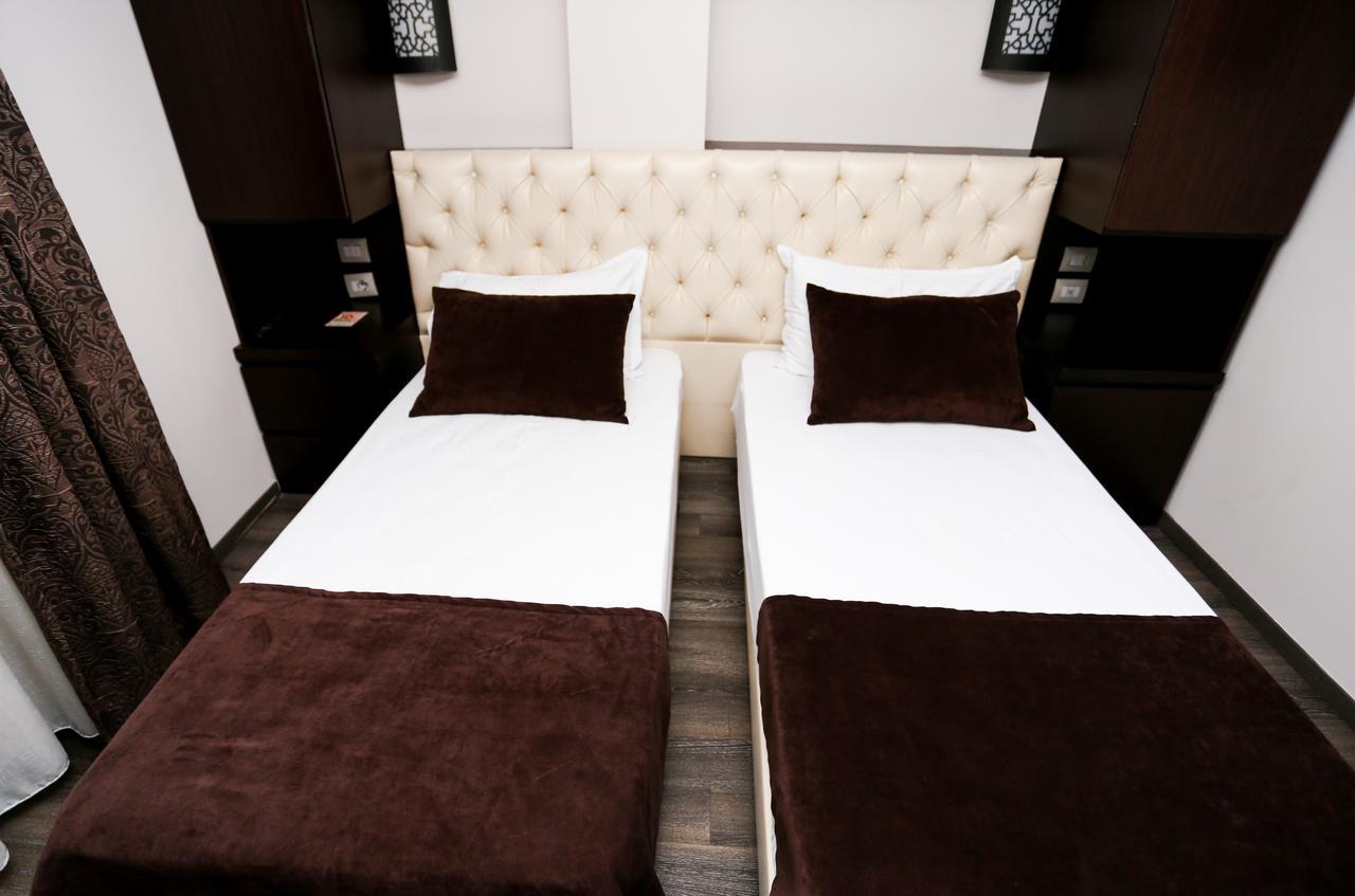 Hotel Town House تيرانا المظهر الخارجي الصورة